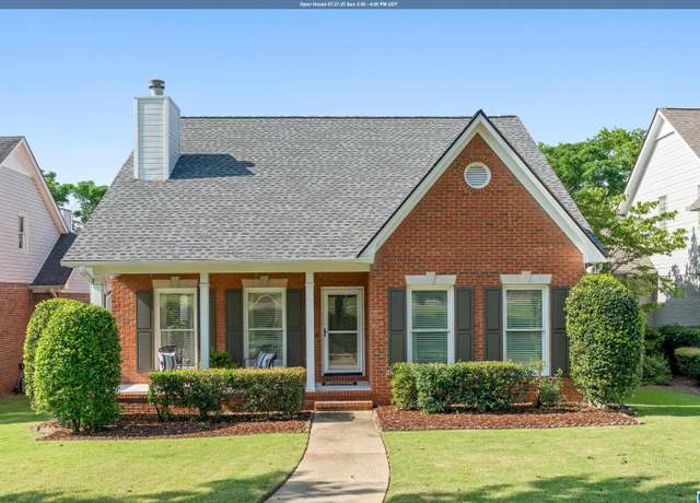 Property at 1134 Mayland Ln, Vestavia Hills, AL 35216, 3 beds, 2.5 baths