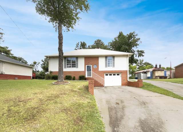 Property at 104 8th St, Pleasant Grove, AL 35127, 3 beds, 2 baths