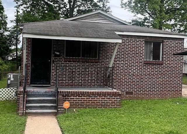 Property at 2412 Lawn Ave SW, Birmingham, AL 35211, 3 beds, 1 bath