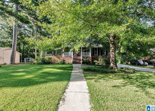 Property at 105 Dawn Cir, Trussville, AL 35173, 3 beds, 2 baths