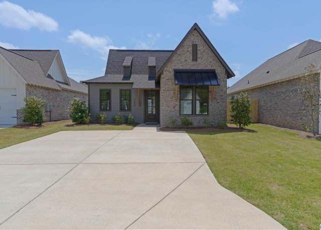 Property at 342 Shiloh Creek Dr, Calera, AL 35040, 3 beds, 2 baths