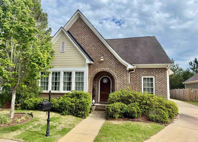 Property at 4966 Hawthorne Pl, Chelsea, AL 35043, 3 beds, 2 baths