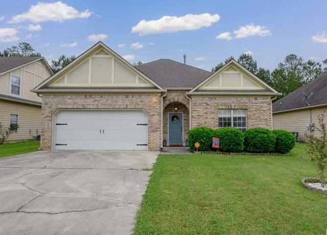 Property at 1012 Kerry Dr, Calera, AL 35040, 3 beds, 2 baths