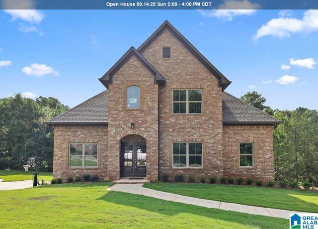 Property at 1077 Grande View Pass, Alabaster, AL 35114, 4 beds, 3.5 baths