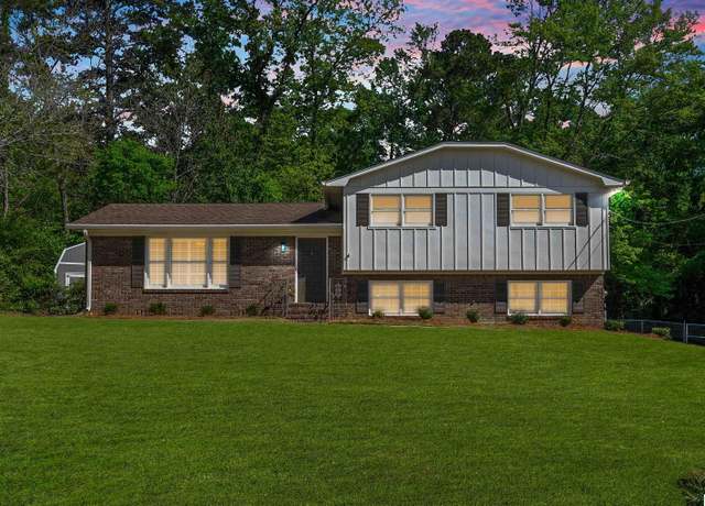 Property at 3428 Kettering Ln, Vestavia Hills, AL 35243, 3 beds, 2 baths