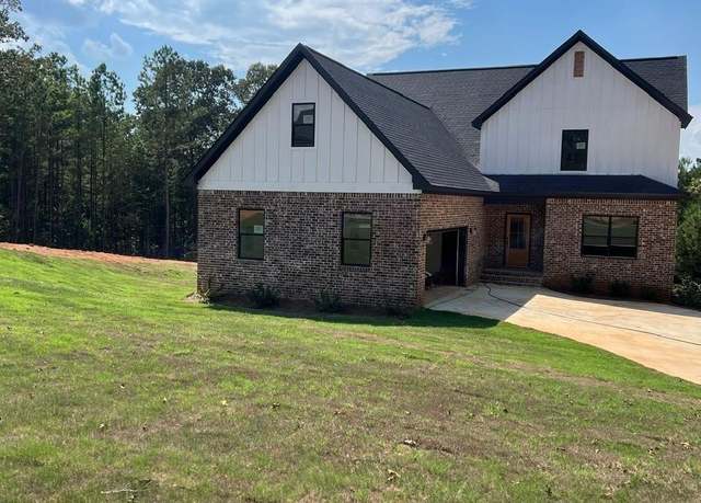 Property at 190 Estates Club Dr, Pell City, AL 35128, 5 beds, 4 baths