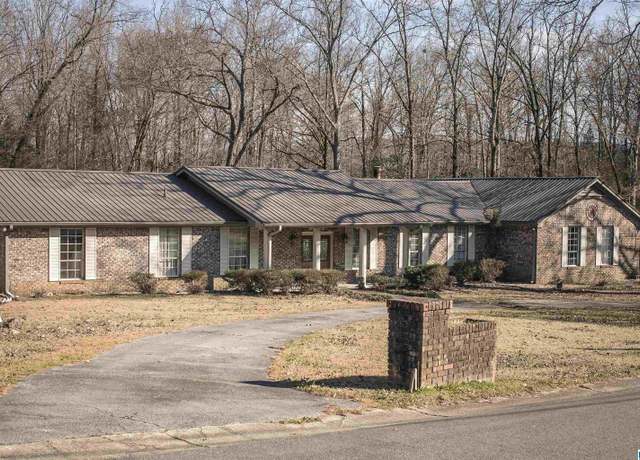 Property at 6553 Priscilla St, Leeds, AL 35094, 4 beds, 3 baths