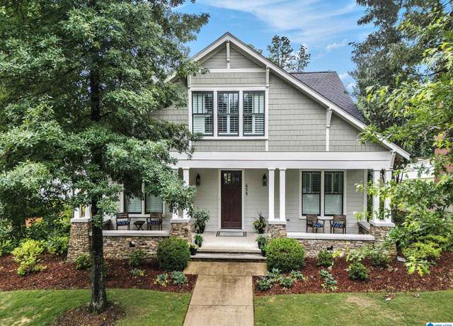 Property at 654 Restoration Dr, Hoover, AL 35226, 4 beds, 3 baths