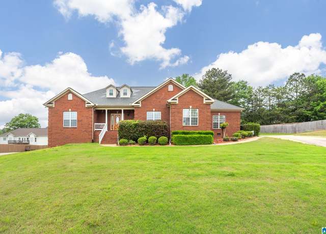 Property at 305 Lazy Brook Dr, Oxford, AL 36203, 4 beds, 3 baths