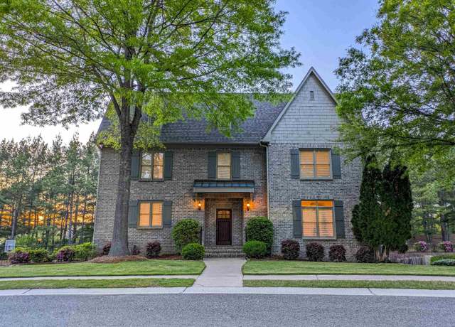 Property at 4107 Paxton Pl, Vestavia Hills, AL 35242, 4 beds, 3.5 baths