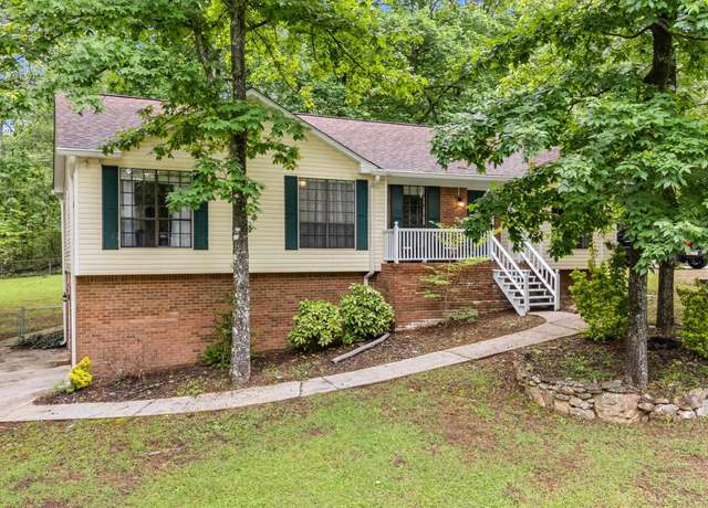 Property at 1209 Michael Dr, Alabaster, AL 35007, 3 beds, 2 baths