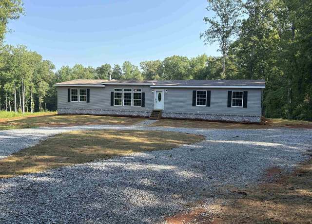 Property at 1215 County Road 77, Columbiana, AL 35051, 4 beds, 2 baths