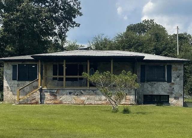 Property at 212 Quinncrest Ln, Bessemer, AL 35022, 4 beds, 3 baths