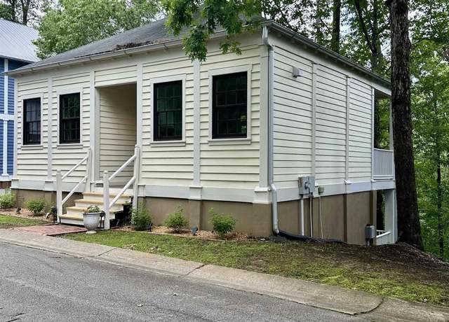 Property at 325 Ridge Dr, Hayden, AL 35079, 2 beds, 2 baths