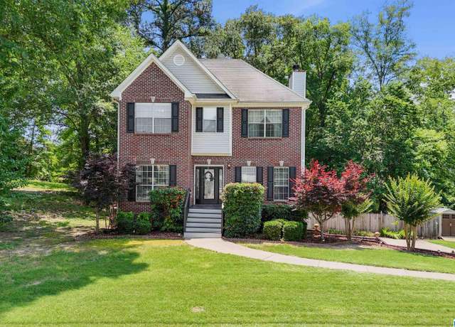 Property at 311 Hunter Hills Cir, Chelsea, AL 35043, 3 beds, 2.5 baths
