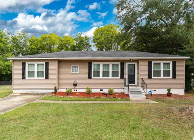 Property at 204 Marshall Dr, Gardendale, AL 35071, 3 beds, 2 baths
