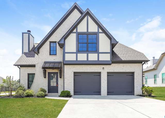 Property at 1064 Garnet Dr, Calera, AL 35040, 3 beds, 2 baths
