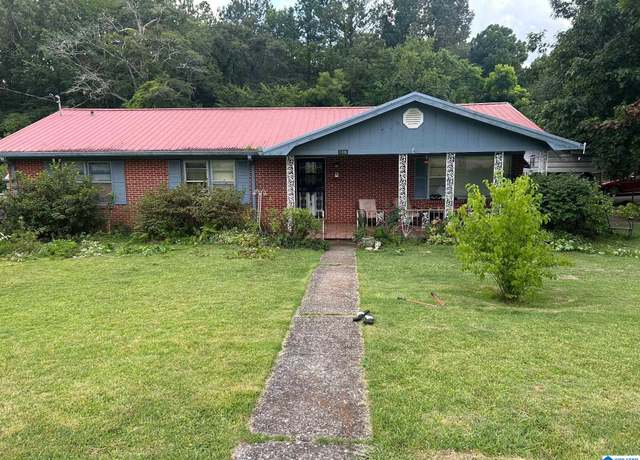 Property at 1024 E Tomahawk Trl, Gadsden, AL 35903, 3 beds, 1 bath