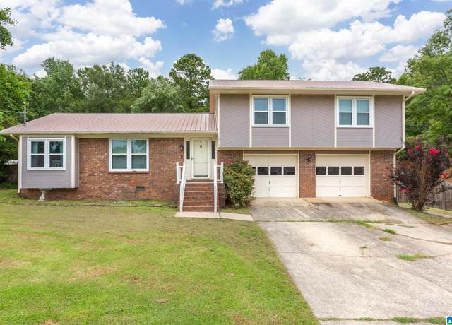 Property at 1310 Louise Dr SE, Jacksonville, AL 36265, 3 beds, 2 baths