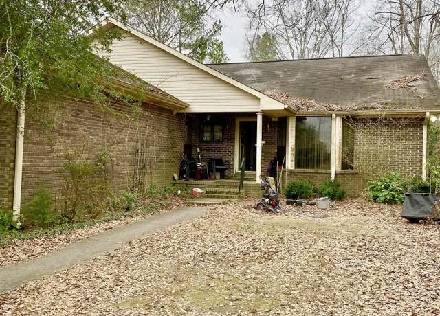 Property at 59 Partridge Ln, Centreville, AL 35042, 4 beds, 2.5 baths