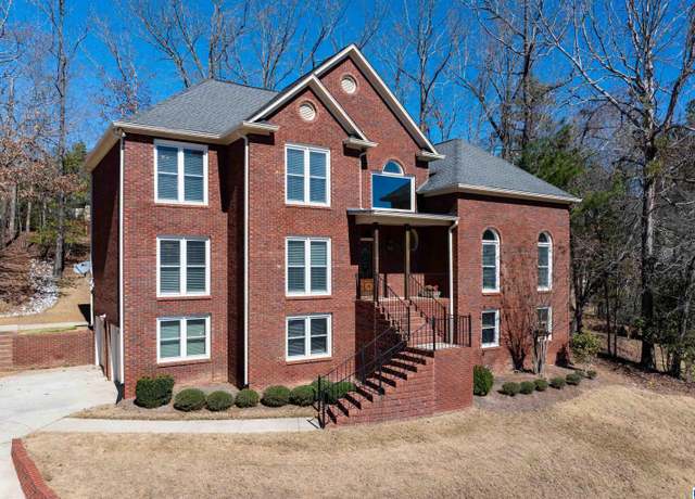 Property at 804 Hillshire Dr, Hoover, AL 35244, 5 beds, 3.5 baths