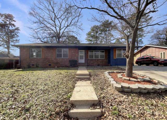 Property at 716 Westfield Dr, Fairfield, AL 35064, 3 beds, 1.5 baths