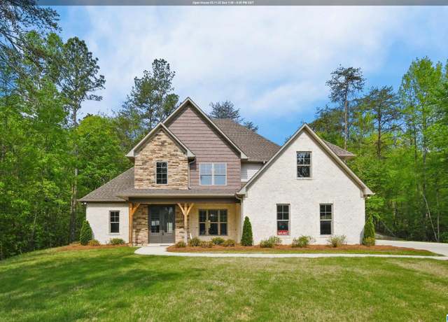 Property at 562 Cornerstone Dr, Calera, AL 35040, 5 beds, 3 baths