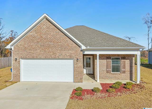 Property at 345 Ridgeview Cir, Jemison, AL 35085, 3 beds, 2 baths