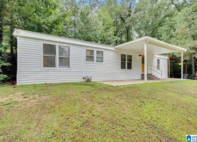 Property at 533 Birmingham Ave, Trussville, AL 35173, 3 beds, 2 baths