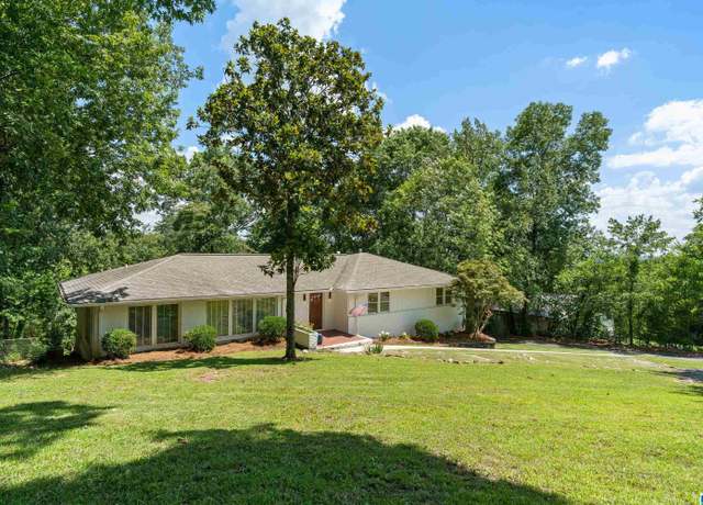 Property at 241 Big Springs Dr, Vestavia Hills, AL 35216, 4 beds, 3.5 baths