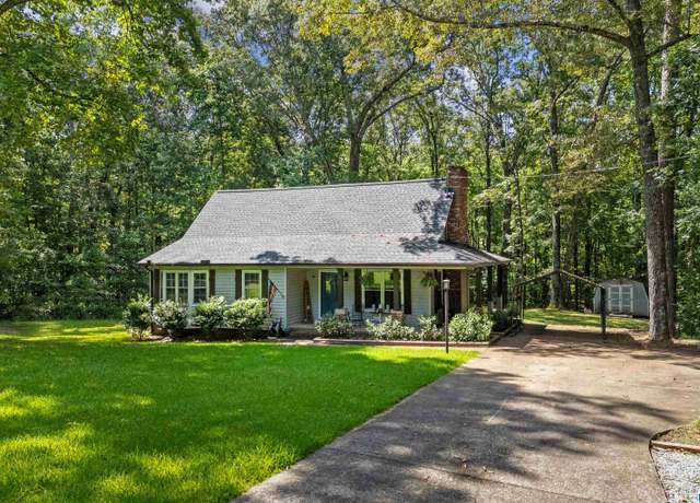 Property at 10 Amy Ct, Heflin, AL 36264, 3 beds, 2 baths