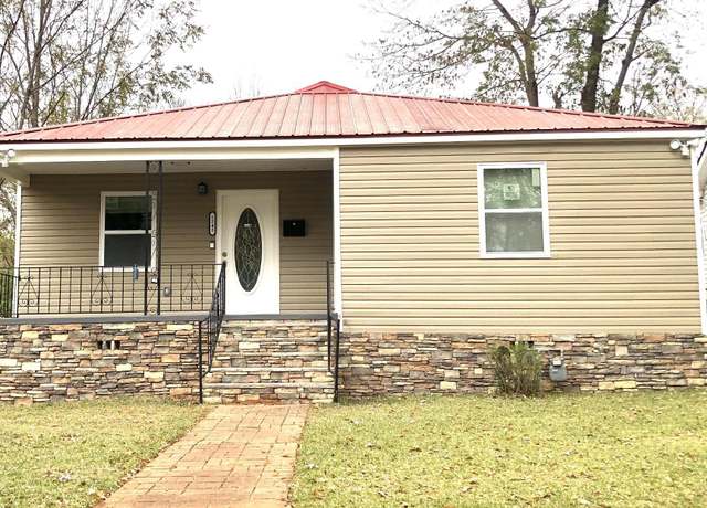 Property at 1245 16th St SW, Birmingham, AL 35211, 3 beds, 2 baths
