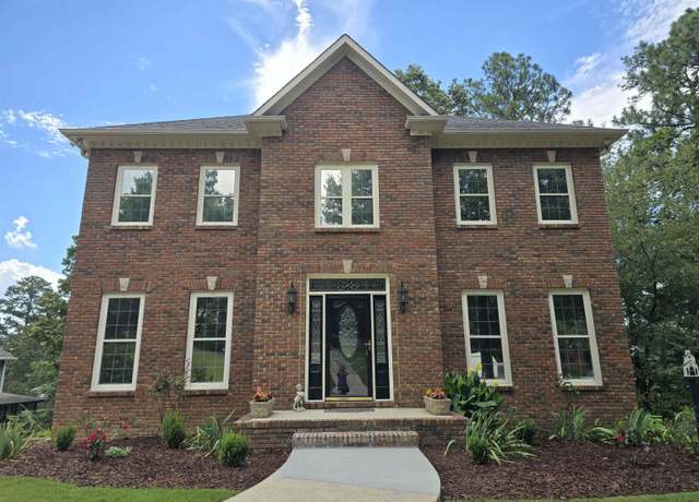 Property at 604 Crest View Cir, Hoover, AL 35244, 4 beds, 3.5 baths