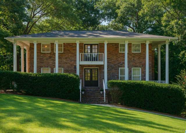 Property at 3411 Stoneleigh Dr, Vestavia Hills, AL 35223, 4 beds, 3.5 baths