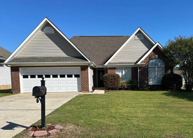 Property at 120 Camden Lake Dr, Calera, AL 35040, 3 beds, 2 baths
