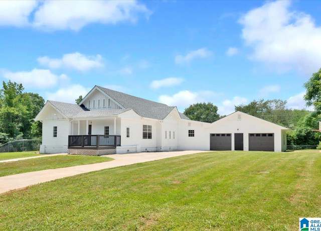 Property at 7105 Canada Ave, Birmingham, AL 35224, 3 beds, 2.5 baths