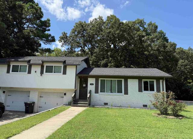 Property at 256 Westchester Dr, Birmingham, AL 35215, 4 beds, 2 baths