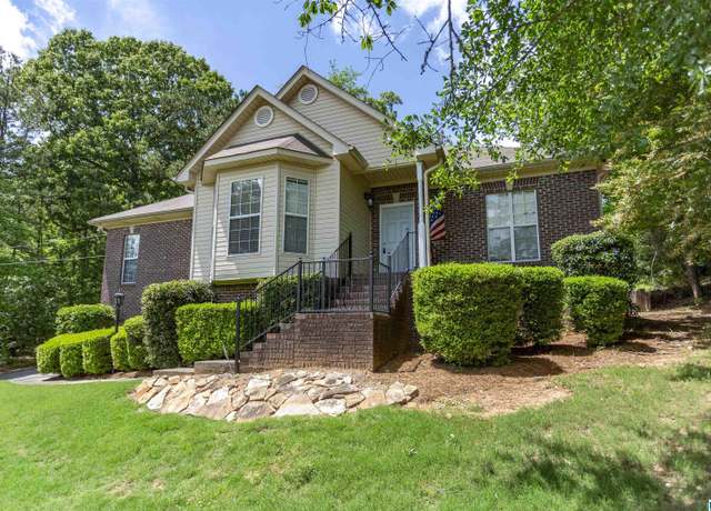 Property at 3155 Cambridge Cir, Trussville, AL 35173, 3 beds, 2 baths