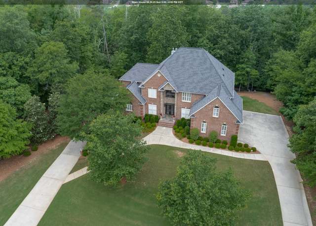 Property at 8710 Carrington Lake Rdg, Trussville, AL 35173, 6 beds, 5.5 baths