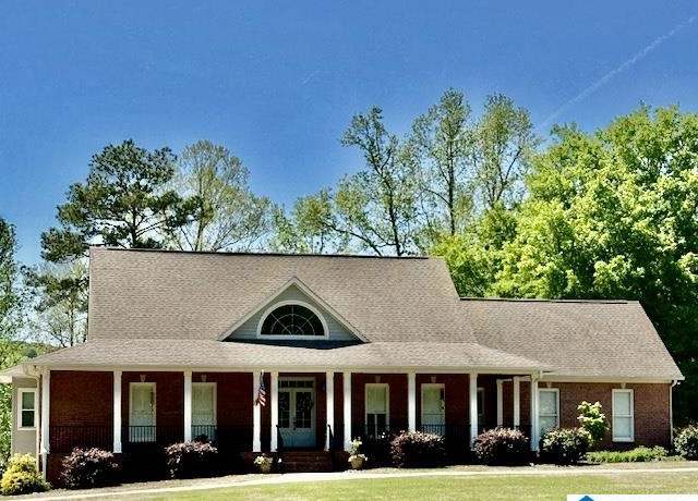 Property at 933 Glennwood Rd, Morris, AL 35116, 4 beds, 4 baths