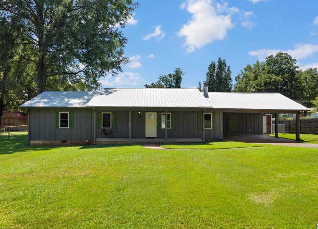 Property at 2102 Bentley Dr, Sylacauga, AL 35150, 3 beds, 2 baths