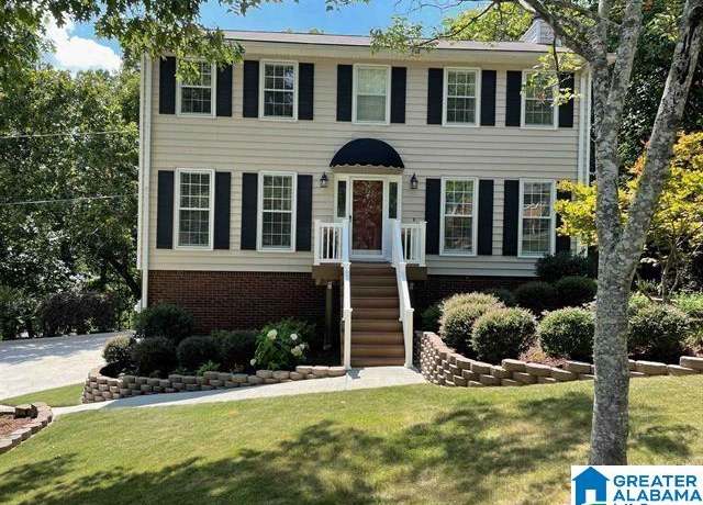 Property at 1407 Whirlaway E, Helena, AL 35080, 4 beds, 3.5 baths
