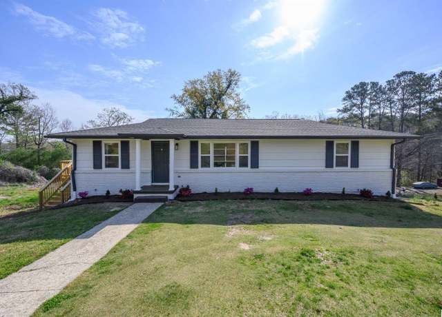 Property at 2701 10th St NE, Center Point, AL 35215, 3 beds, 2 baths
