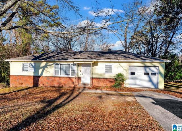 Property at 404 NW Sunhill Rd, Center Point, AL 35215, 3 beds, 1.5 baths