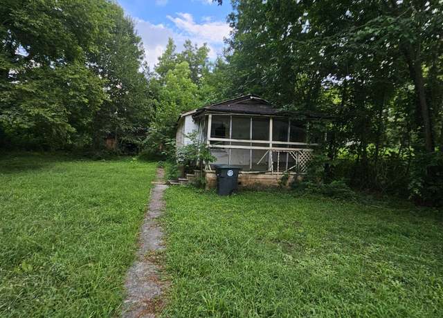 Property at 3341 Alemeda Ave SW, Birmingham, AL 35221, 3 beds, 1 bath