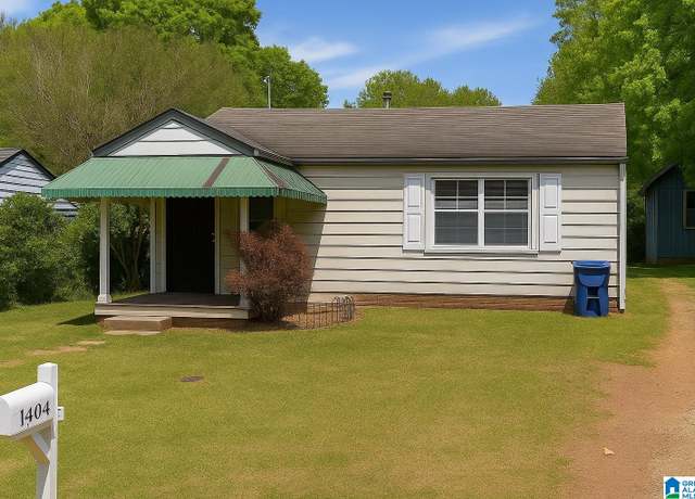 Property at 1404 Rayfield Dr, Midfield, AL 35228, 2 beds, 1 bath