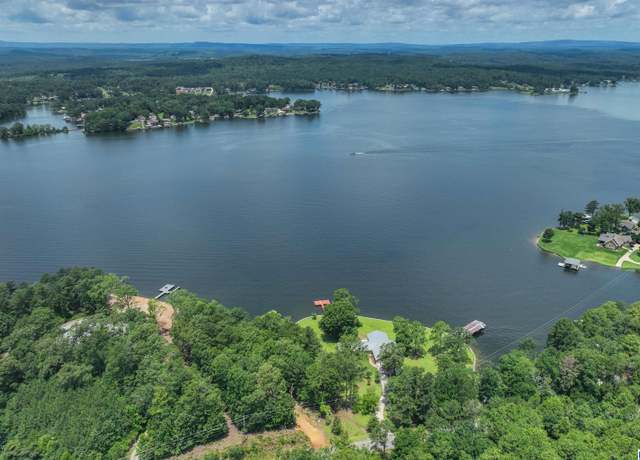 Property at 1744 Constellation Dr, Alpine, AL 35014, 5 beds, 3 baths