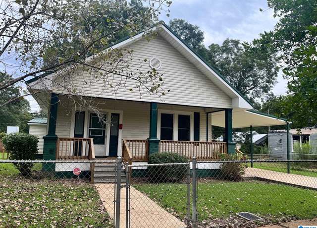 Property at 67 Oak St, Sylacauga, AL 35150, 2 beds, 2 baths