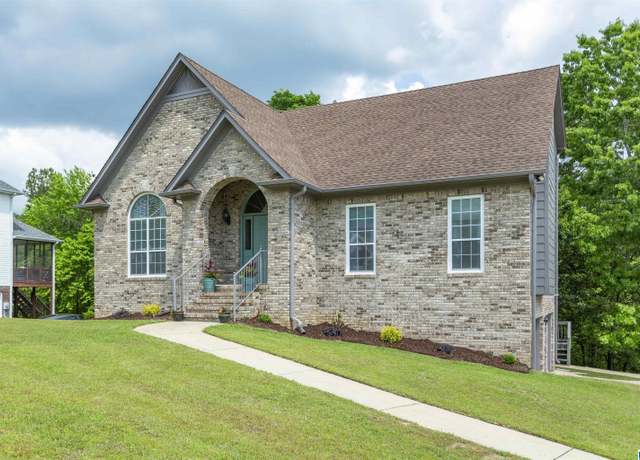 Property at 5060 Gold Leaf Ln, Pinson, AL 35126, 4 beds, 3.5 baths