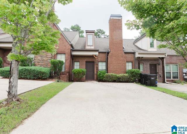 Property at 2432 Ridgemont Dr, Hoover, AL 35244, 3 beds, 2.5 baths